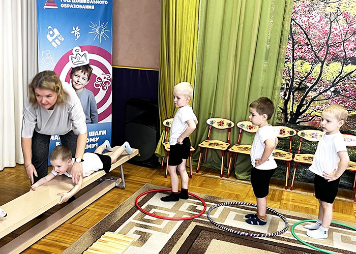  mekrmflsdkvdmlekmr4lke